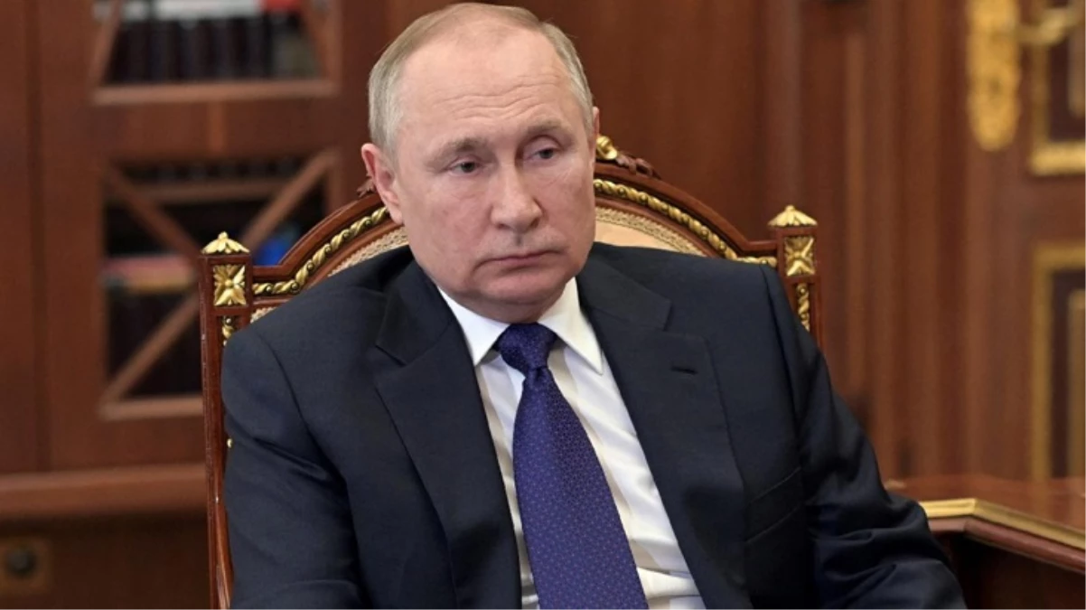 Putin, İran'ın geçici Cumhurbaşkanı ile telefon görüşmesi yaptı