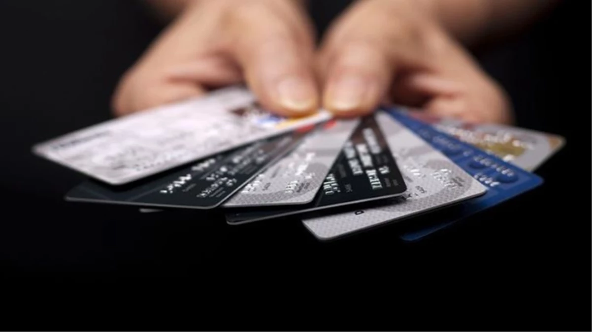 Kredi kartında aylık azami akdi faiz yüzde 4,25'e yükseltildi