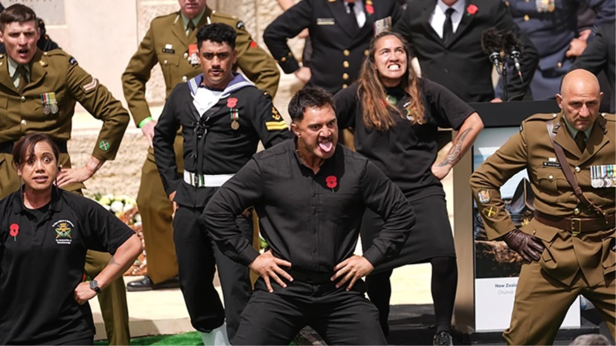 Yeni Zelanda askerleri Çanakkale'de 'haka' dansı yaptı